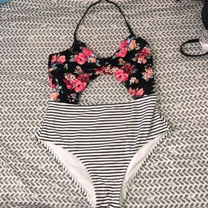 Abercrombie & Fitch One Piece